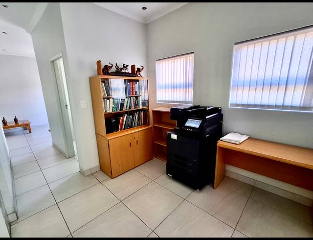 525M² MINI FACTORY FOR SALE IN ATLANTIS INDUSTRIAL